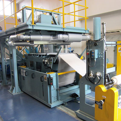 4 tonnes de 1600mm de machine de textile tissé non soufflée par fonte